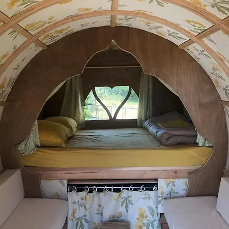 Charriot En Pâture Campismo de Luxo
